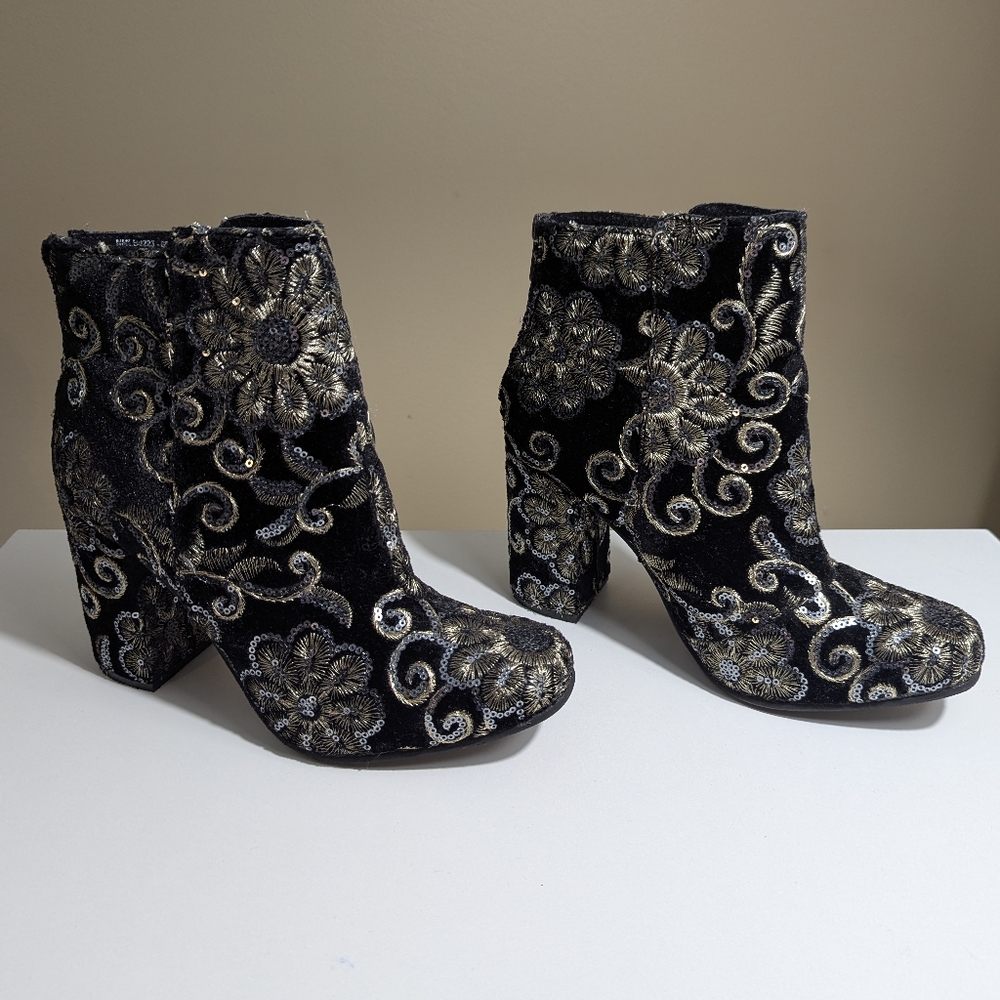 Naughty Monkey Elegant Black and Gold Embroidered Boots
